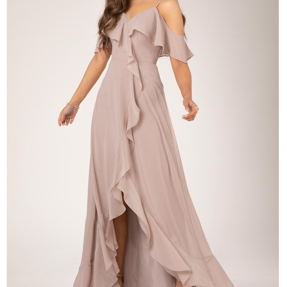 Sorella vita bridesmaid dress color is dusty rose